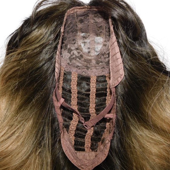 Two Tone Blonde Brown Wavy synthetic wig 22” Halloween Cosplay Dress up - - Picture 9 of 9